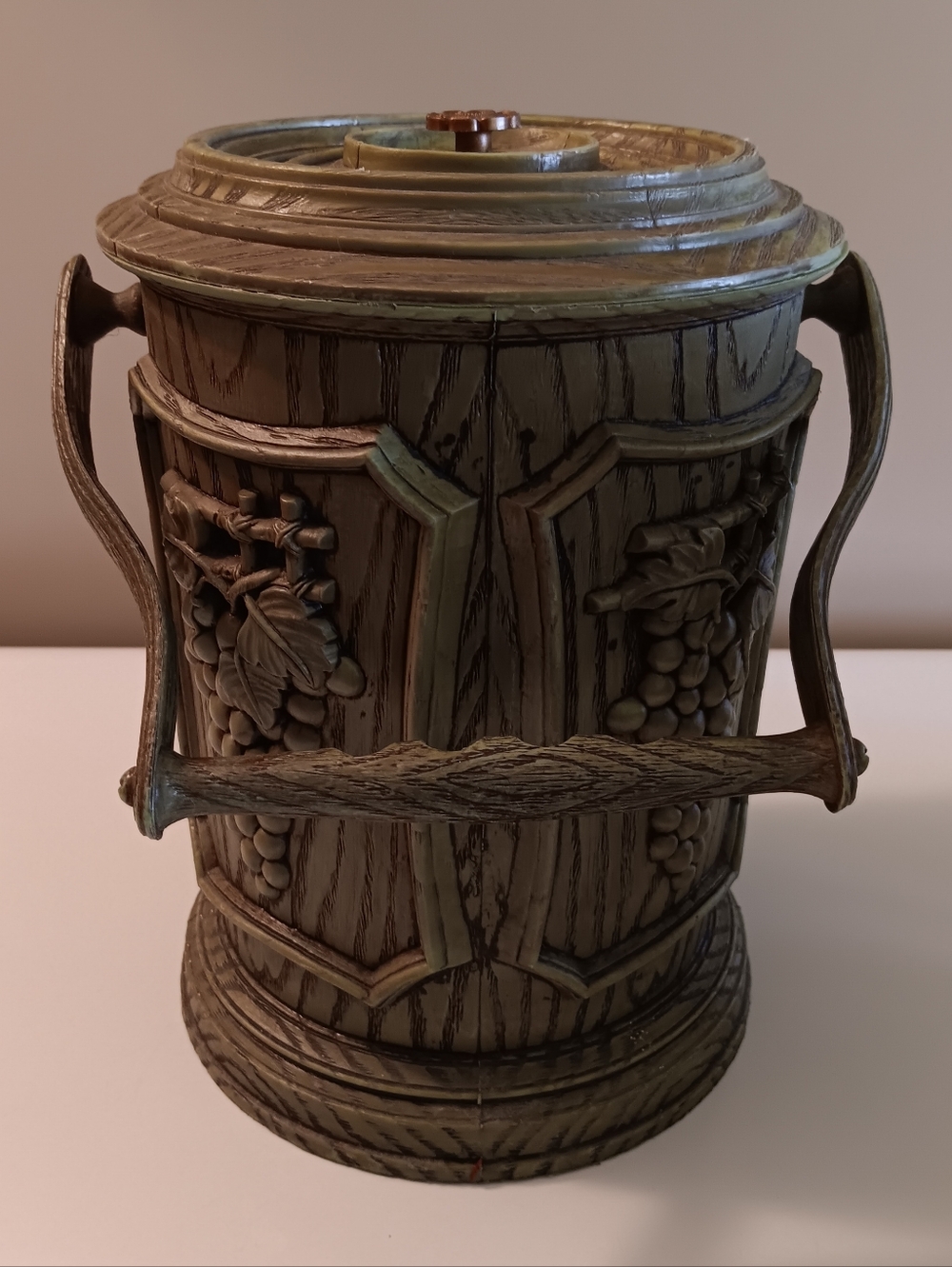 MCM 60's/70's Green Faux Wood Grain 3D Grape Themed Ice Bucket. 11"H X 7 1/2"